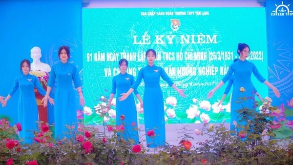 ĐOÀN THANH NIÊN TỔ CHỨC 26/3 VÀ HƯỚNG NGHIỆP