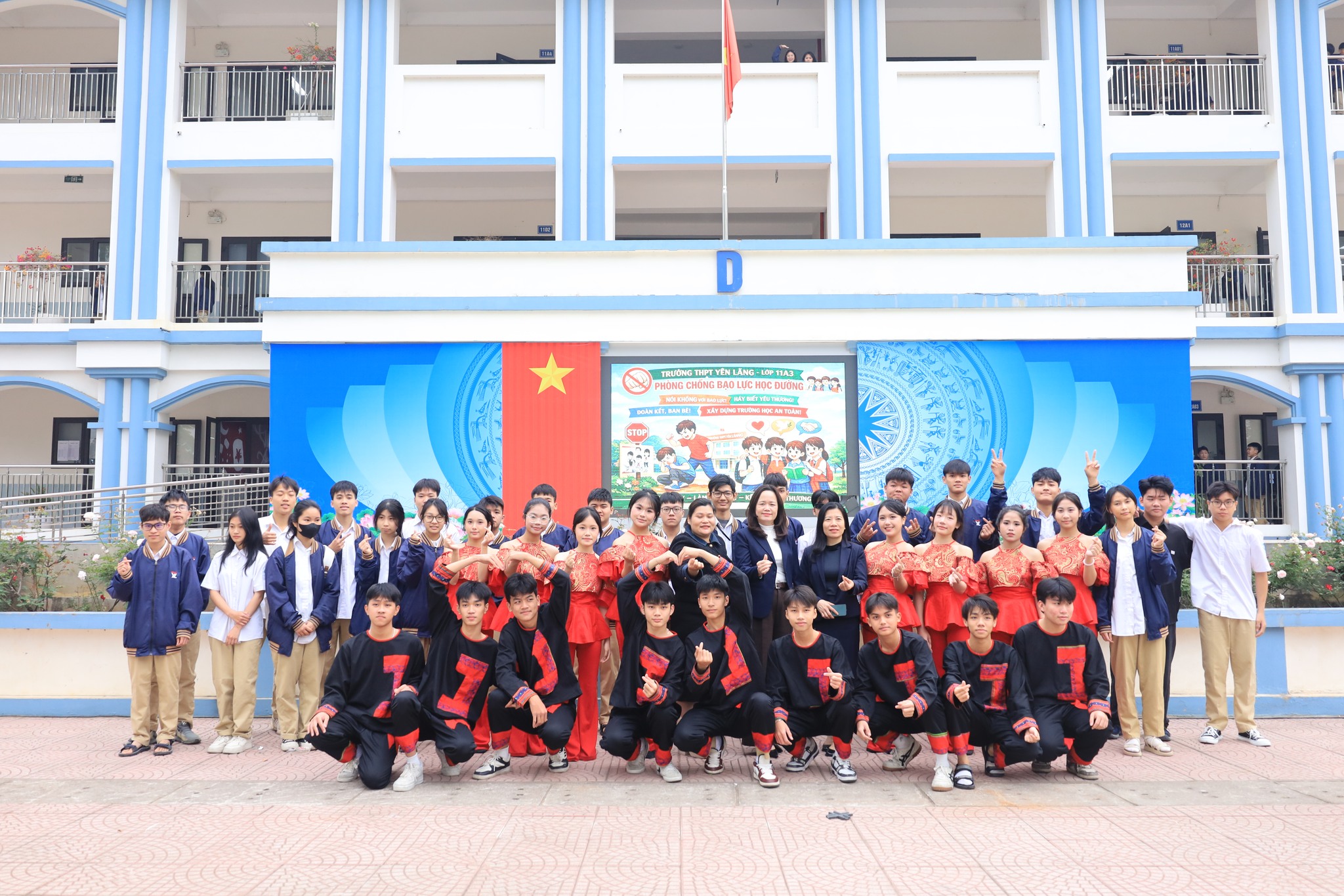 Chuyên đề ngoại khoá "Phòng chống bạo lực học đường - nói lời hay, làm việc tốt"